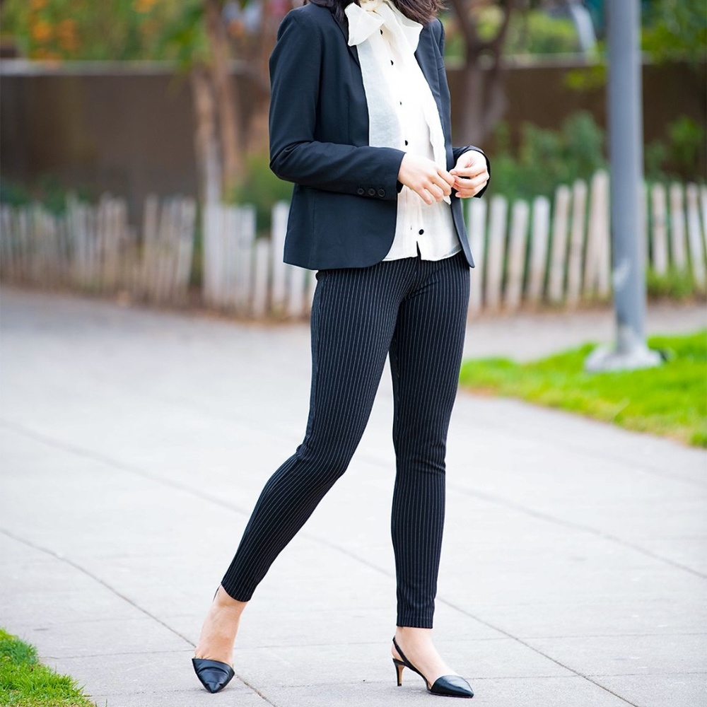 NWT Betabrand Dress Pant Yoga Pants - Black Pinstripe, SP Skinny Leg